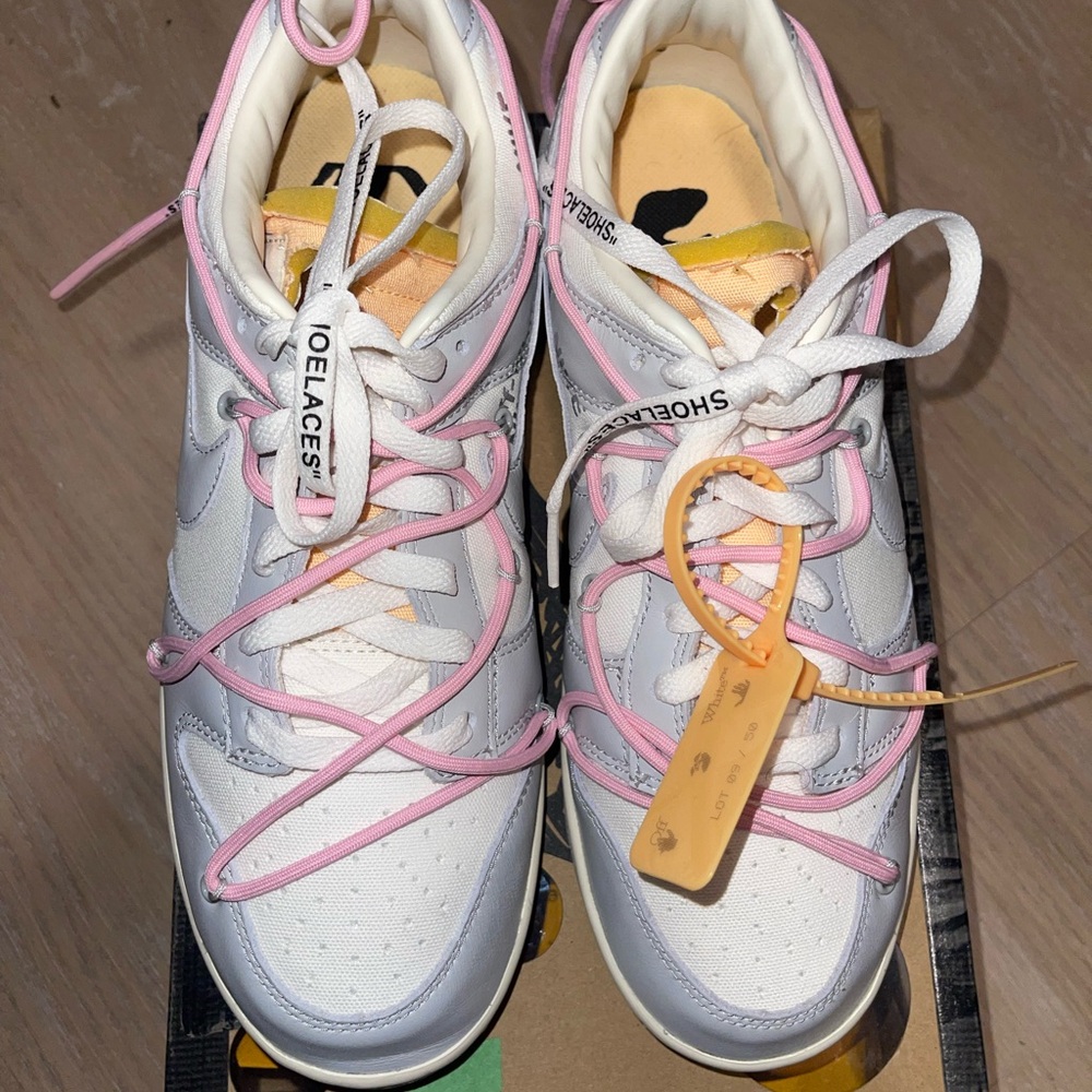 Nike dunk low off white lot 9